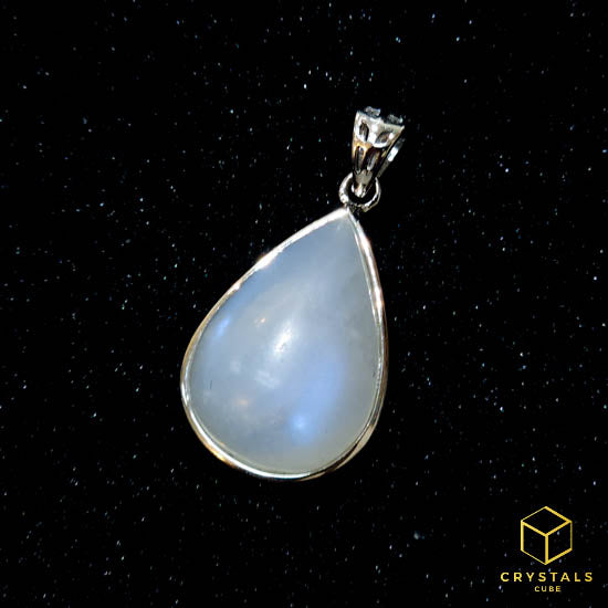 Rainbow Moonstone Pendant